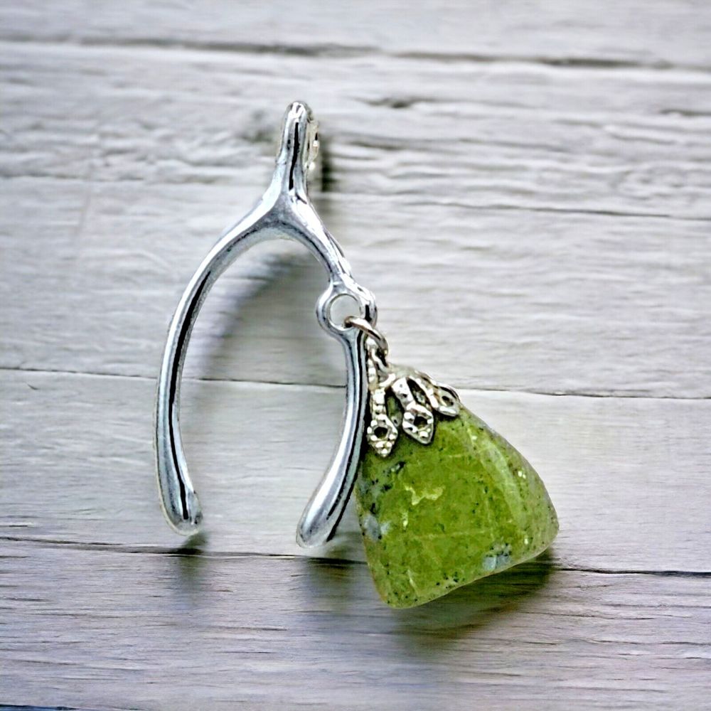 Lucky Brooch Green Jade Vintage Wishbone Silver Tone Unique Natural Stone Pin